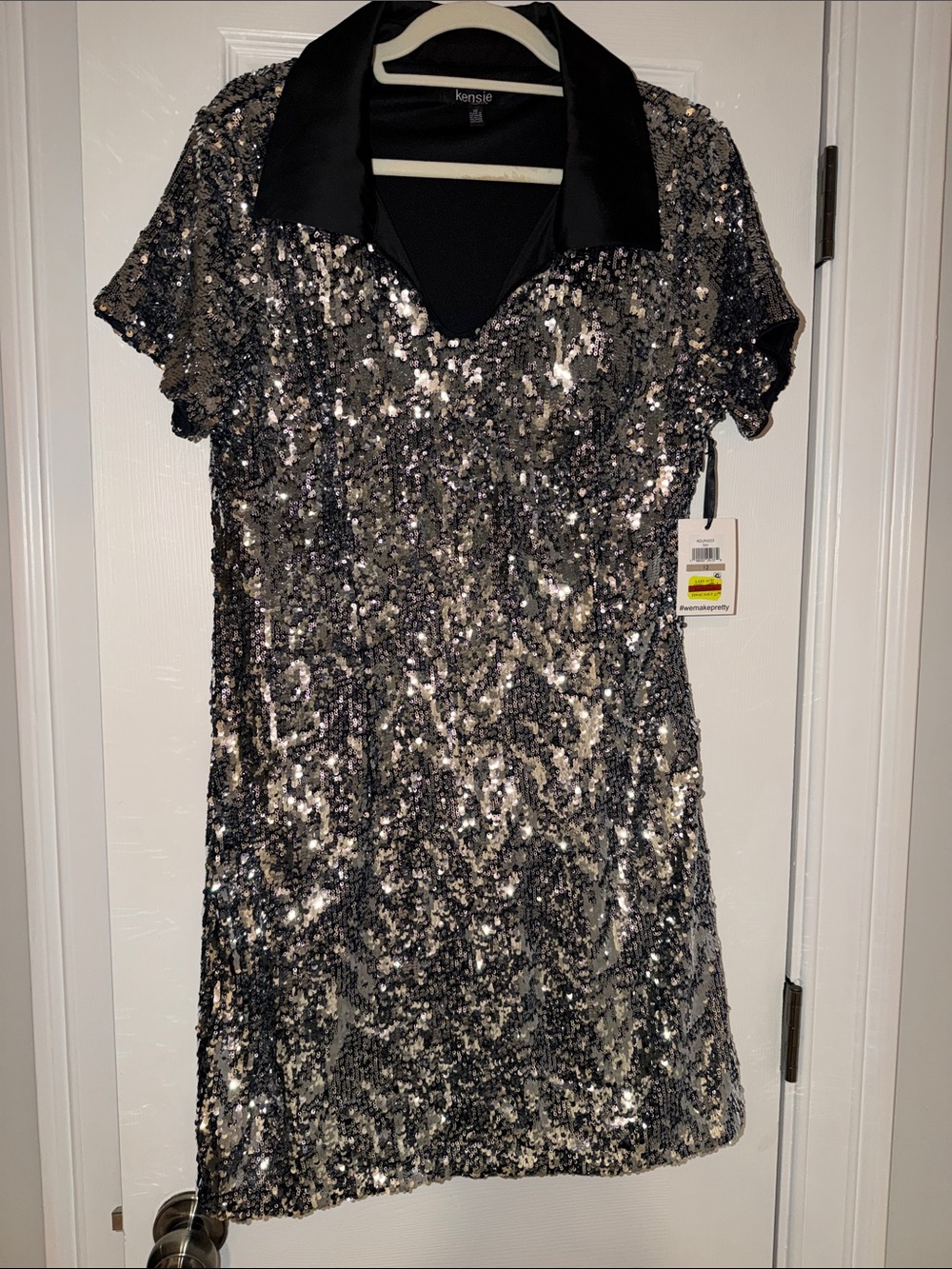kensie Silver Sequin Short Sleeve Dress